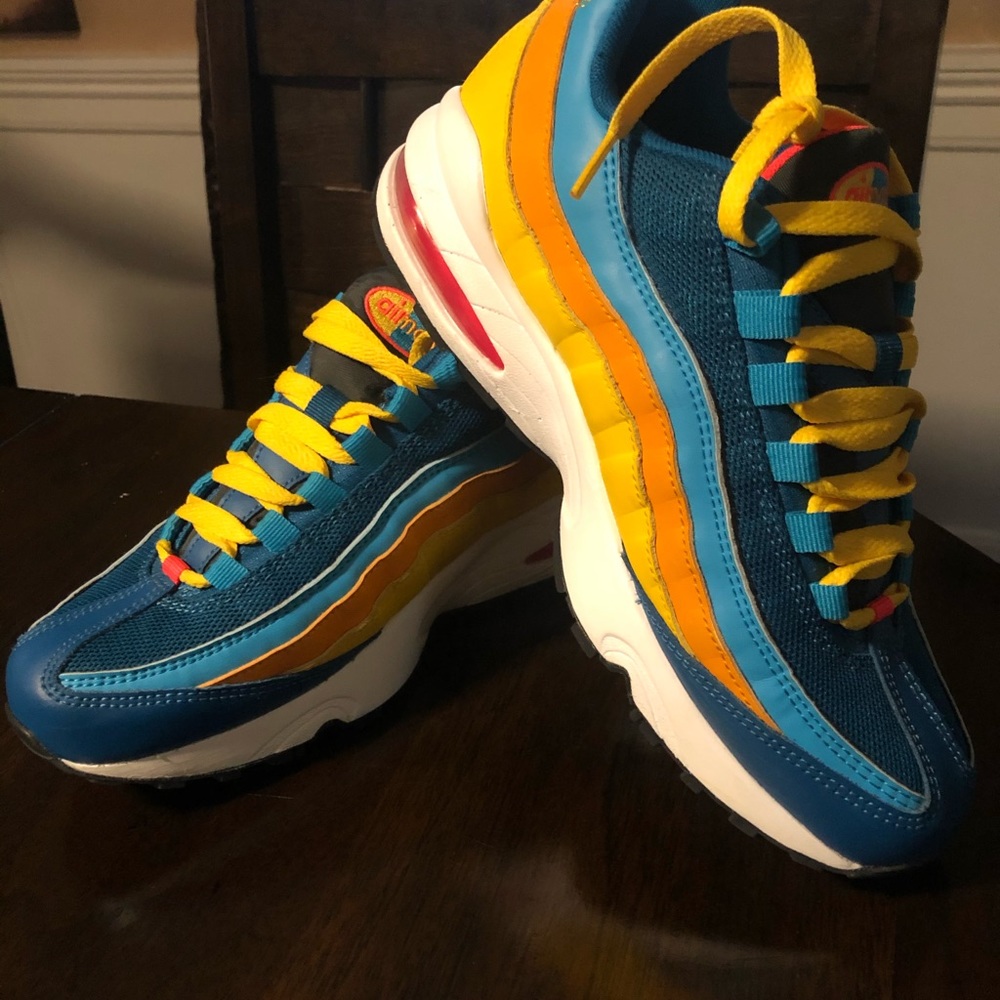 Nike Air Max 95 - Picture 4 of 6